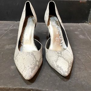 Snake skin heels sz 12